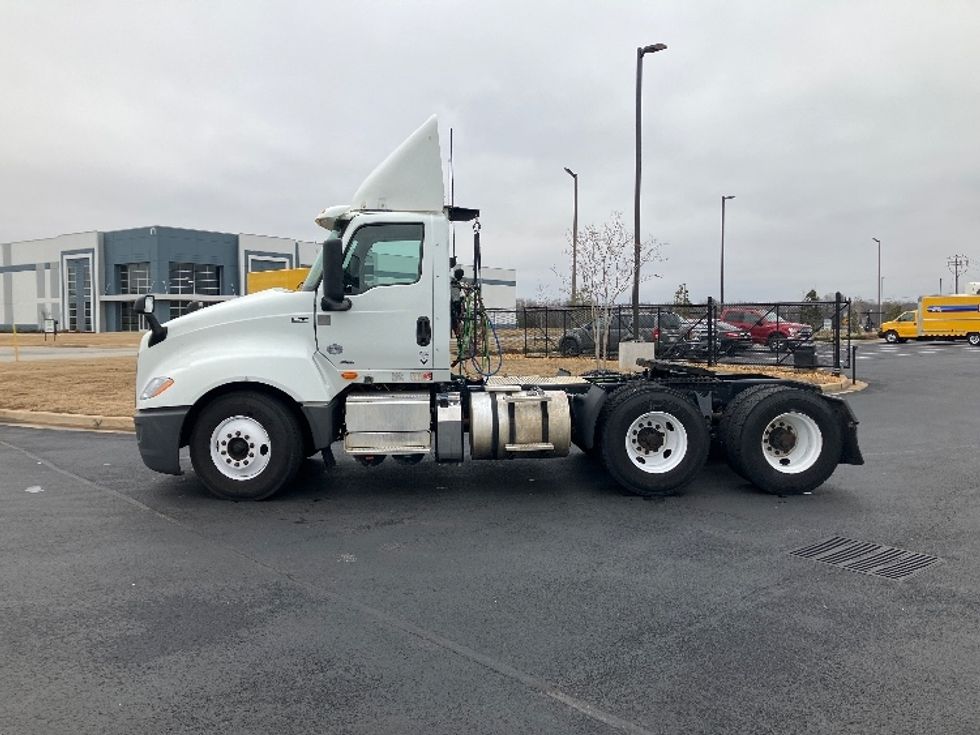 Day Cab Tractor-Heavy Duty Tractors-International-2019-LT625-Madison-AL-378,489\n\t\tmiles-$ 26,250 - Image 4