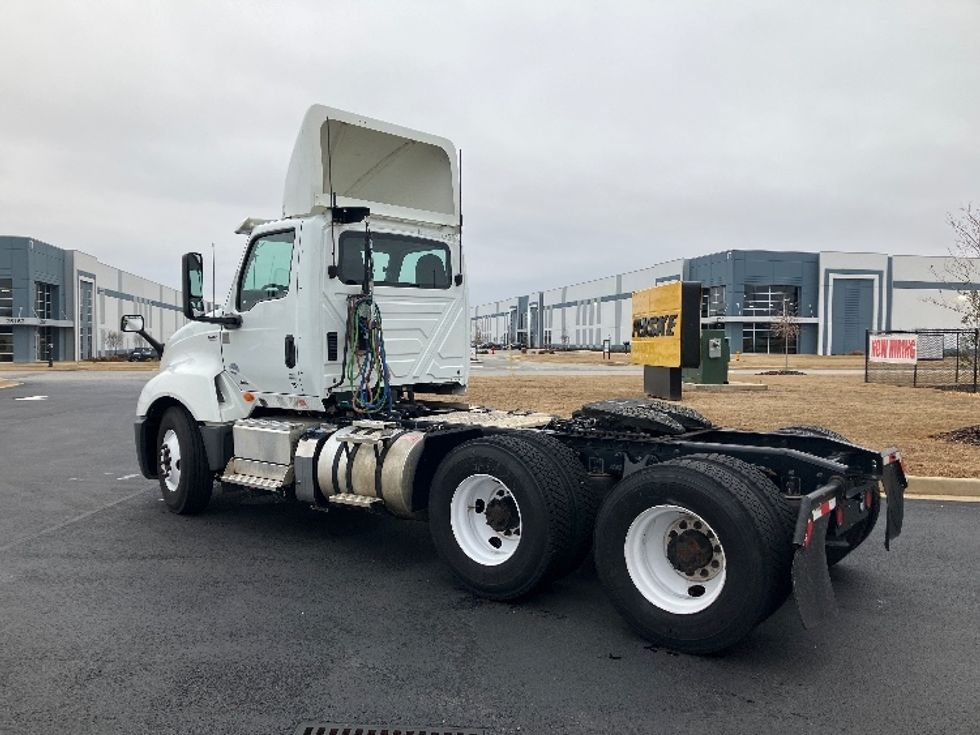 Day Cab Tractor-Heavy Duty Tractors-International-2019-LT625-Madison-AL-378,489\n\t\tmiles-$ 26,250 - Image 5