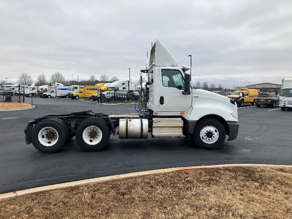 Day Cab Tractor-Heavy Duty Tractors-International-2019-LT625-Madison-AL-378,489\n\t\tmiles-$ 26,250 - Image 8