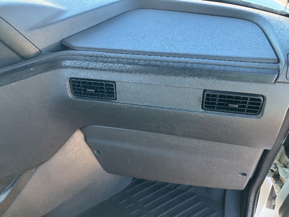 Day Cab Tractor-Heavy Duty Tractors-International-2019-LT625-Madison-AL-417,008\n\t\tmiles-$ 24,000 - Image 13