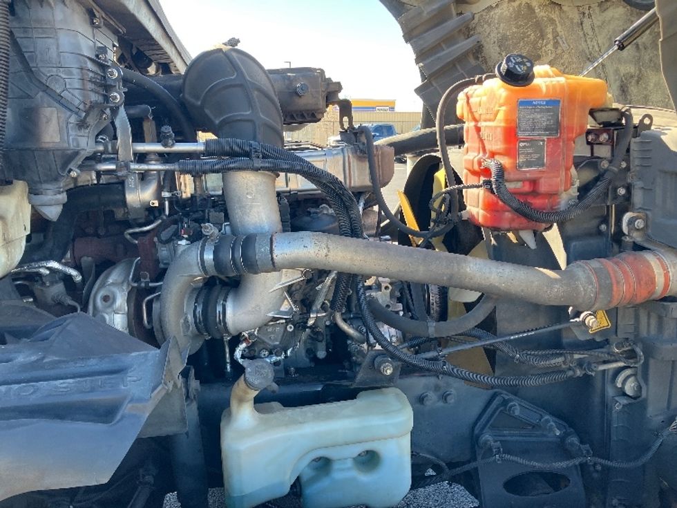 Day Cab Tractor-Heavy Duty Tractors-International-2019-LT625-Madison-AL-417,008\n\t\tmiles-$ 24,000 - Image 16