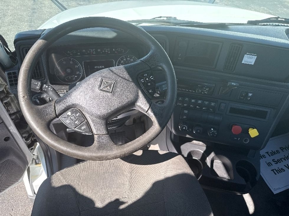 Day Cab Tractor-Heavy Duty Tractors-International-2019-LT625-Mansfield-OH-409,995\n\t\tmiles-$ 22,750 - Image 11