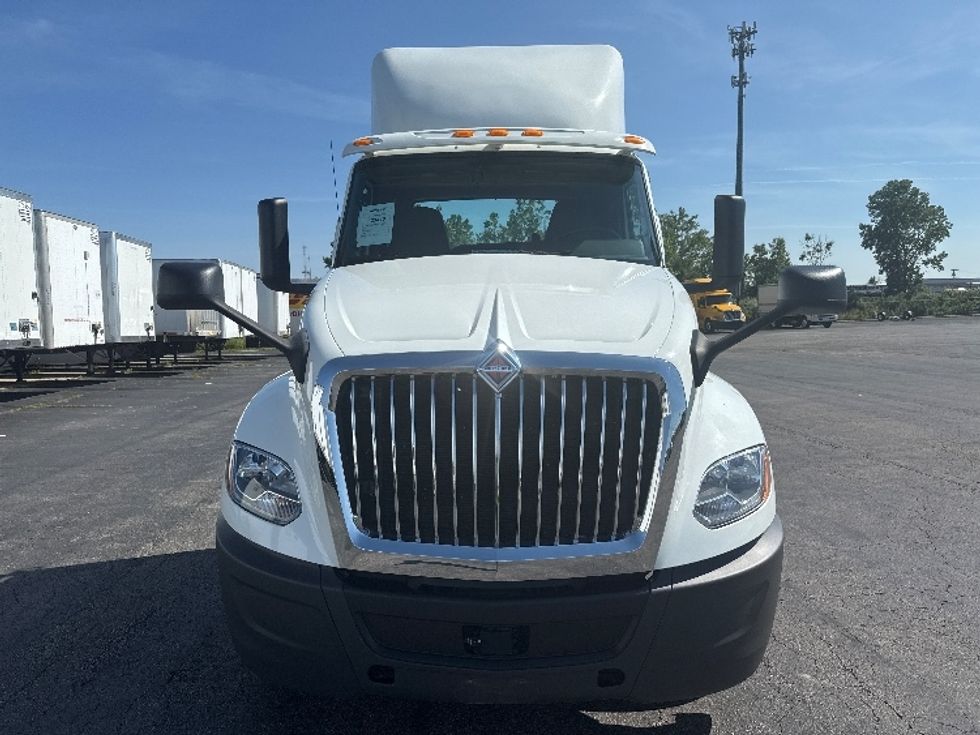 Day Cab Tractor-Heavy Duty Tractors-International-2019-LT625-Mansfield-OH-409,995\n\t\tmiles-$ 22,750 - Image 2