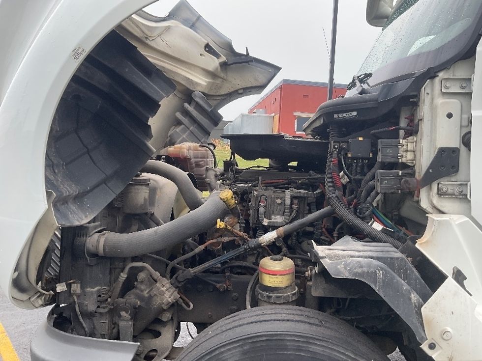 Day Cab Tractor-Heavy Duty Tractors-International-2019-LT625-Mansfield-OH-442,440\n\t\tmiles-$ 22,750 - Image 16