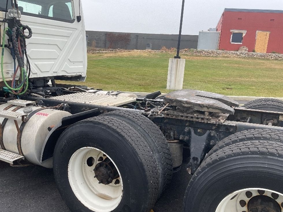 Day Cab Tractor-Heavy Duty Tractors-International-2019-LT625-Mansfield-OH-442,440\n\t\tmiles-$ 22,750 - Image 17