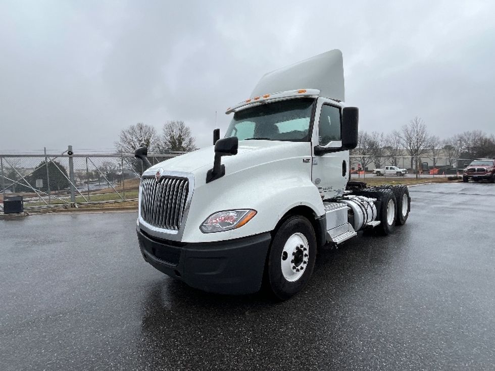 Day Cab Tractor-Heavy Duty Tractors-International-2019-LT625-Mcdonough-GA-457,401\n\t\tmiles-$ 21,500 - Image 3