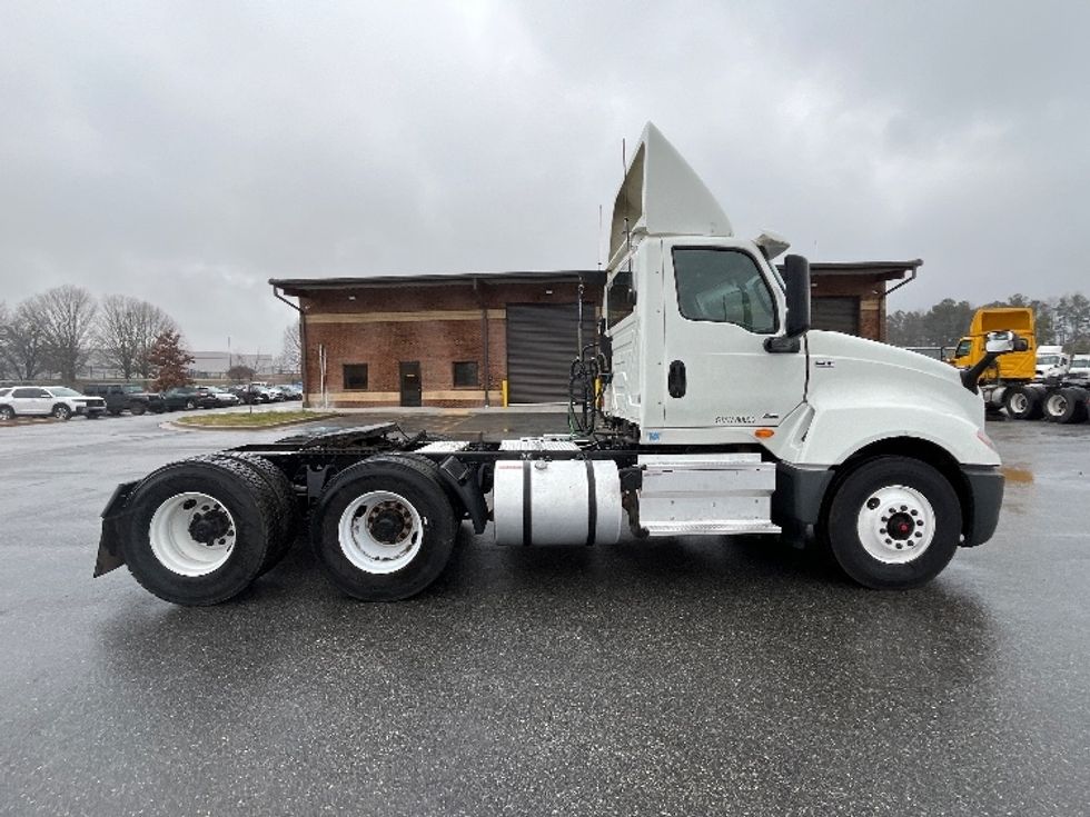 Day Cab Tractor-Heavy Duty Tractors-International-2019-LT625-Mcdonough-GA-457,401\n\t\tmiles-$ 21,500 - Image 8
