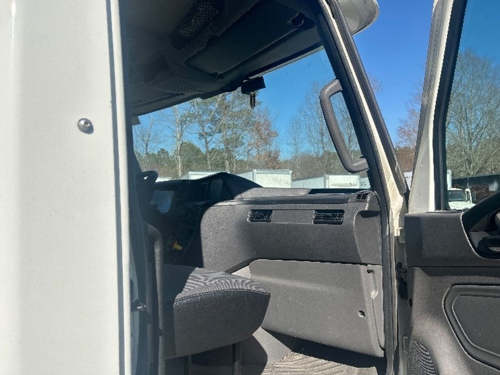 Day Cab Tractor-Heavy Duty Tractors-International-2019-LT625-Mebane-NC-248,685\n\t\tmiles-$ 33,000 - Image 12