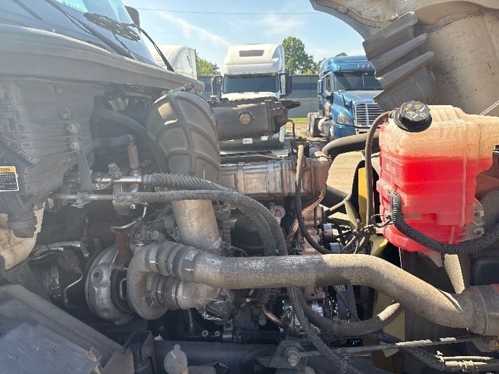 Day Cab Tractor-Heavy Duty Tractors-International-2019-LT625-Mebane-NC-250,192\n\t\tmiles-$ 26,500 - Image 15