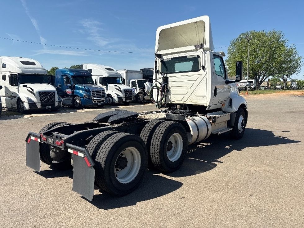 Day Cab Tractor-Heavy Duty Tractors-International-2019-LT625-Mebane-NC-250,192\n\t\tmiles-$ 26,500 - Image 7