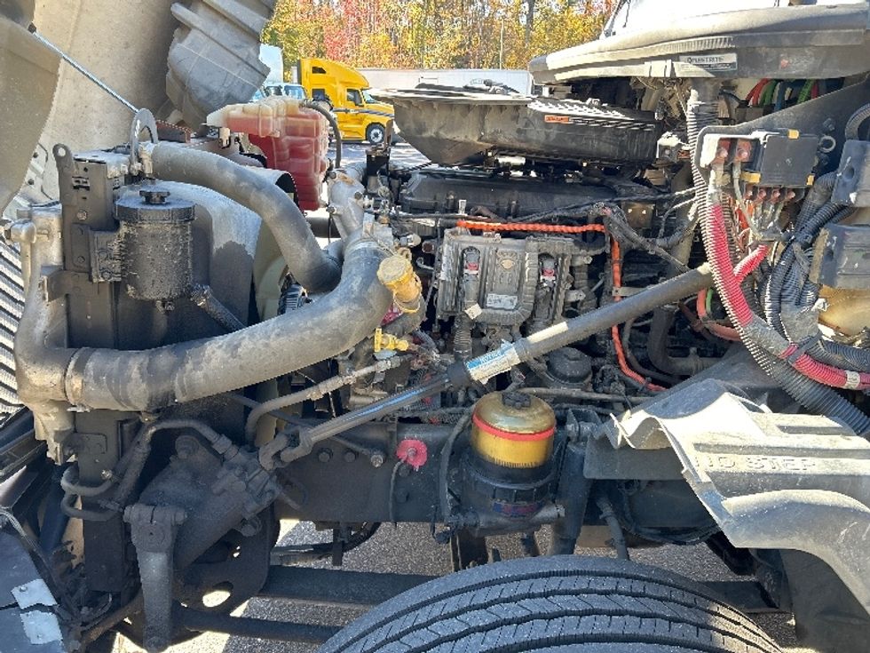 Day Cab Tractor-Heavy Duty Tractors-International-2019-LT625-Mebane-NC-381,004\n\t\tmiles-$ 25,500 - Image 16