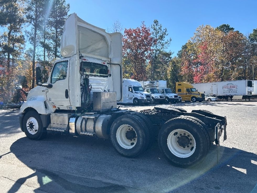 Day Cab Tractor-Heavy Duty Tractors-International-2019-LT625-Mebane-NC-381,004\n\t\tmiles-$ 25,500 - Image 5
