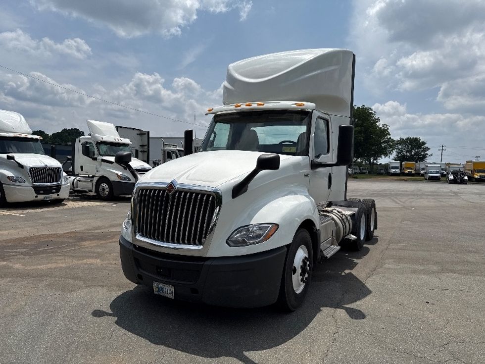 Day Cab Tractor-Heavy Duty Tractors-International-2019-LT625-Mebane-NC-608,023\n\t\tmiles-$ 22,750 - Image 3
