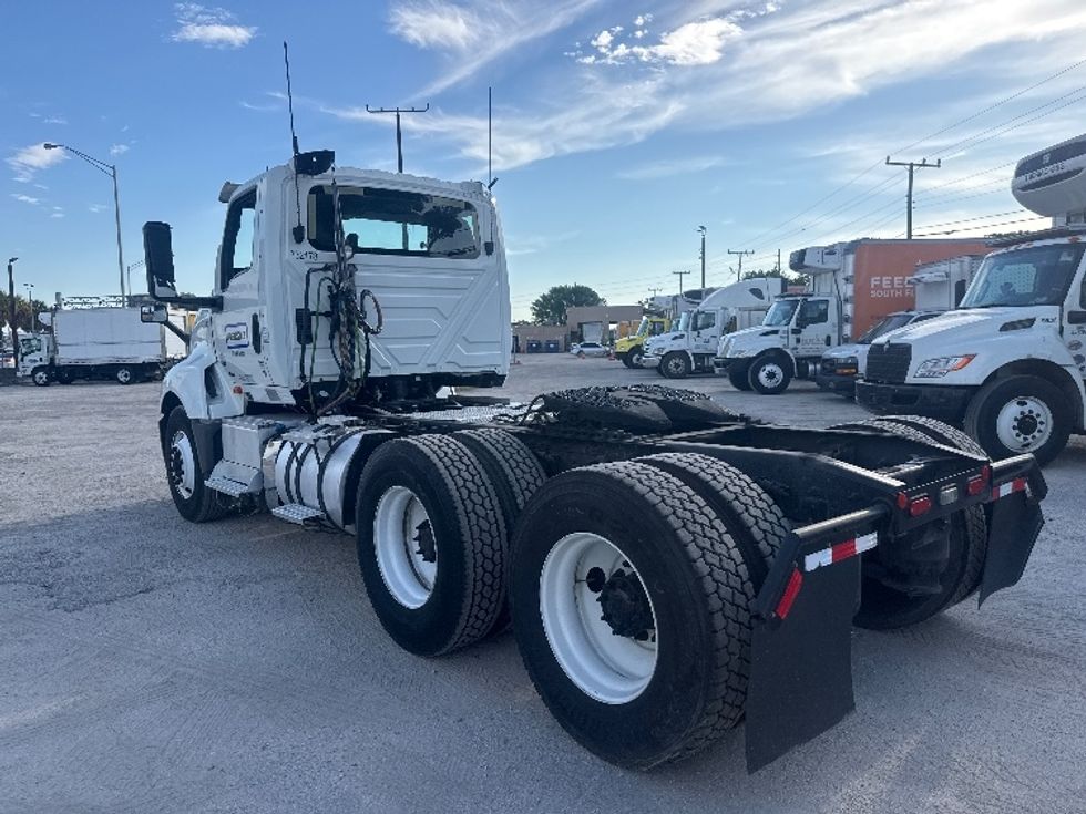 Day Cab Tractor-Heavy Duty Tractors-International-2019-LT625-Medley-FL-199,549\n\t\tmiles-$ 26,750 - Image 5
