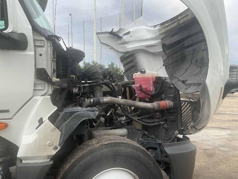Day Cab Tractor-Heavy Duty Tractors-International-2019-LT625-Medley-FL-228,246\n\t\tmiles-$ 29,000 - Image 13