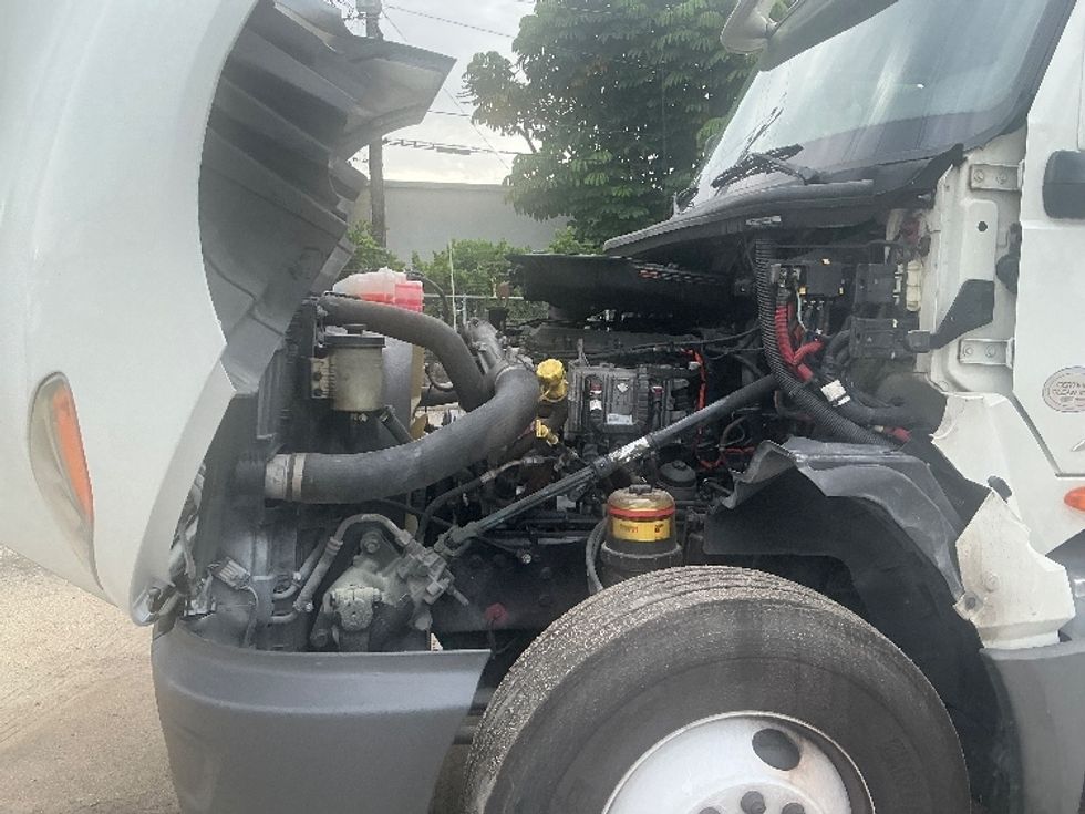 Day Cab Tractor-Heavy Duty Tractors-International-2019-LT625-Medley-FL-228,246\n\t\tmiles-$ 29,000 - Image 14