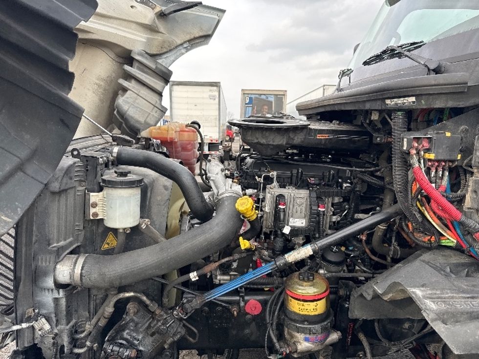 Day Cab Tractor-Heavy Duty Tractors-International-2019-LT625-Memphis-TN-420,156\n\t\tmiles-$ 24,000 - Image 16