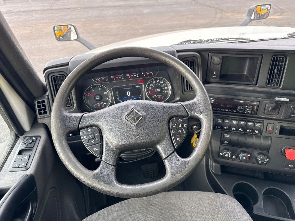Day Cab Tractor-Heavy Duty Tractors-International-2019-LT625-Memphis-TN-420,481\n\t\tmiles-$ 24,500 - Image 11