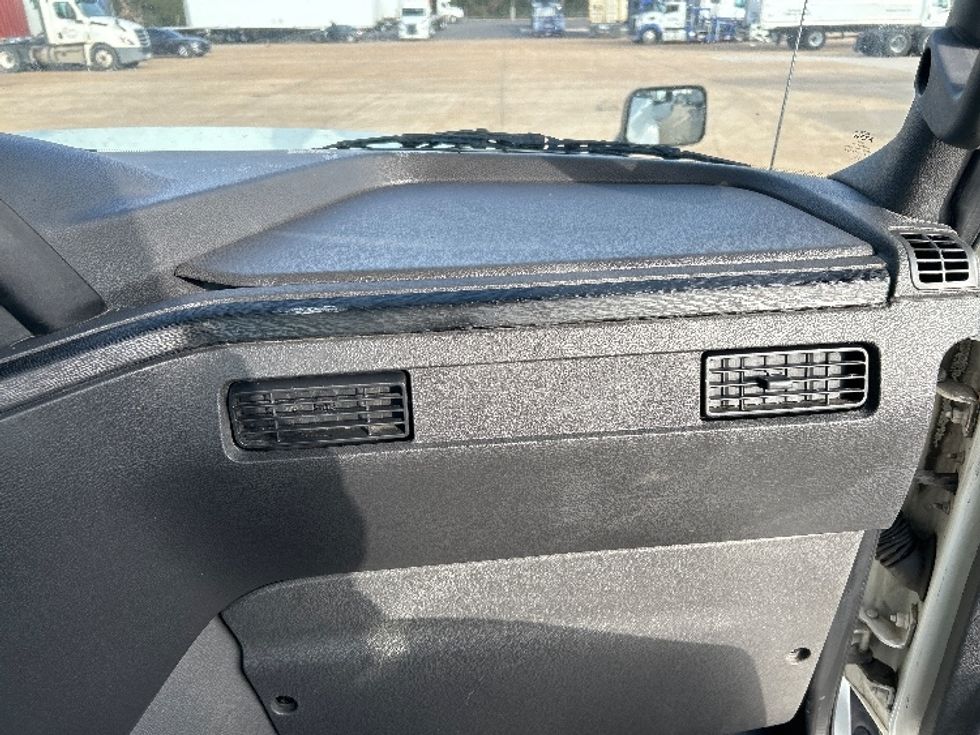 Day Cab Tractor-Heavy Duty Tractors-International-2019-LT625-Memphis-TN-432,594\n\t\tmiles-$ 23,250 - Image 13