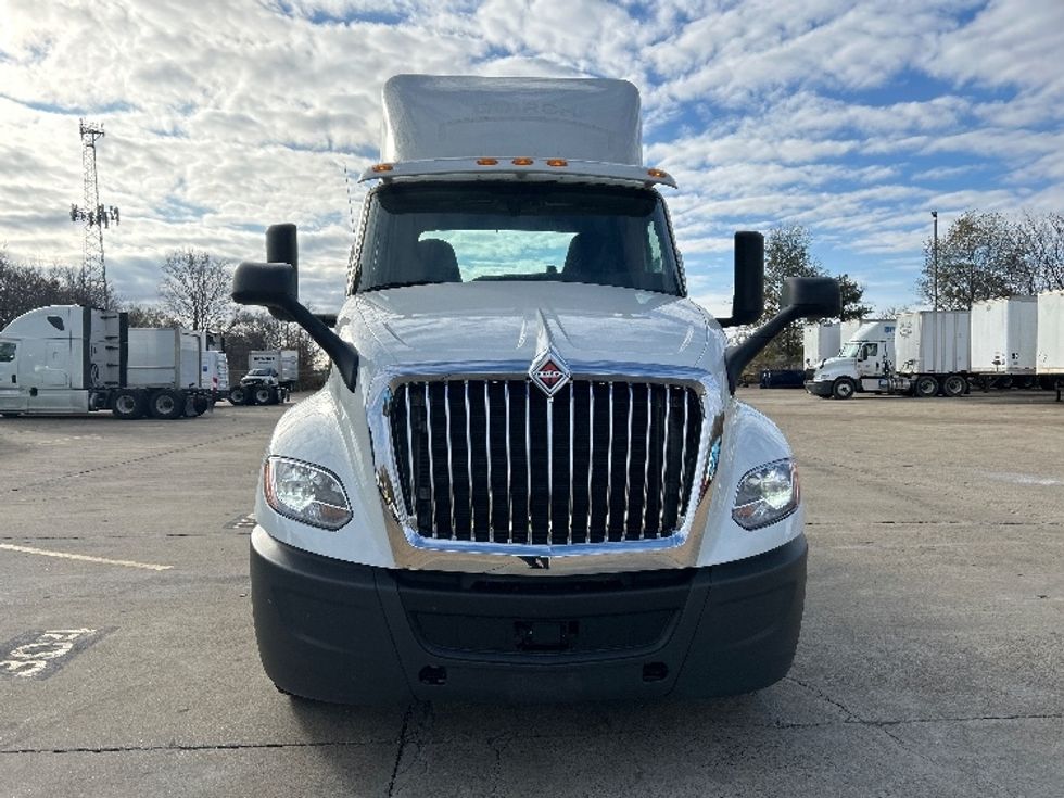 Day Cab Tractor-Heavy Duty Tractors-International-2019-LT625-Memphis-TN-432,594\n\t\tmiles-$ 23,250 - Image 2