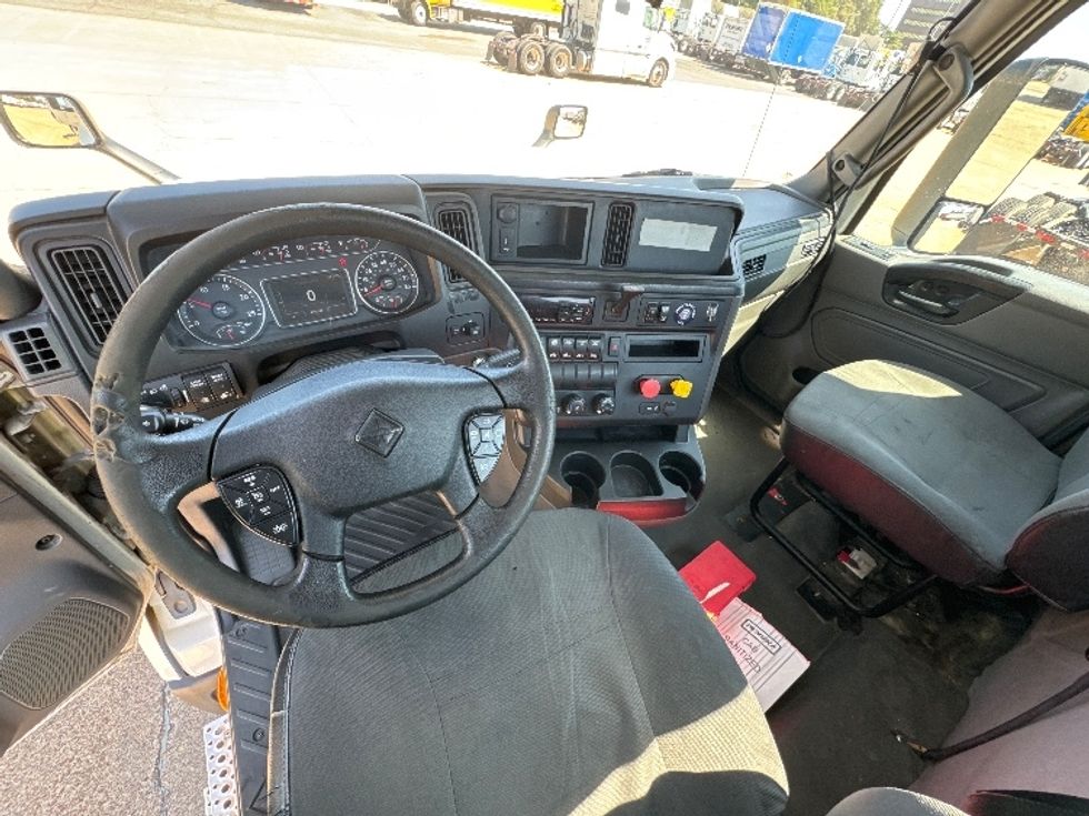 Day Cab Tractor-Heavy Duty Tractors-International-2019-LT625-Memphis-TN-493,988\n\t\tmiles-$ 28,500 - Image 11
