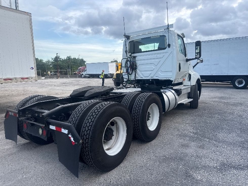 Day Cab Tractor-Heavy Duty Tractors-International-2019-LT625-Miami-FL-224,865\n\t\tmiles-$ 26,750 - Image 7