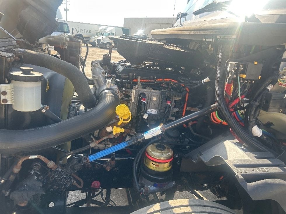 Day Cab Tractor-Heavy Duty Tractors-International-2019-LT625-Middlefield-OH-293,635\n\t\tmiles-$ 28,250 - Image 16