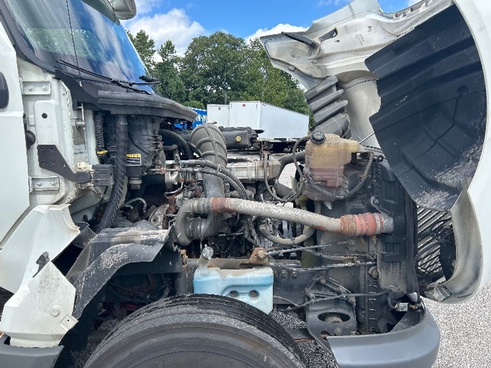 Day Cab Tractor-Heavy Duty Tractors-International-2019-LT625-Middlefield-OH-333,452\n\t\tmiles-$ 27,250 - Image 15