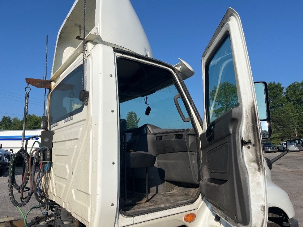 Day Cab Tractor-Heavy Duty Tractors-International-2019-LT625-Middlefield-OH-427,083\n\t\tmiles-$ 22,750 - Image 12