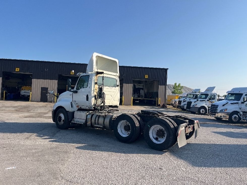 Day Cab Tractor-Heavy Duty Tractors-International-2019-LT625-Middlefield-OH-427,083\n\t\tmiles-$ 22,750 - Image 5