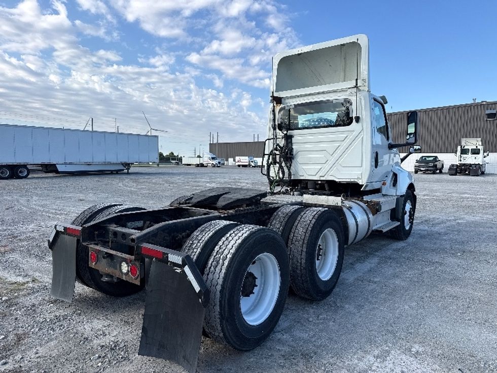 Day Cab Tractor-Heavy Duty Tractors-International-2019-LT625-Middlefield-OH-444,388\n\t\tmiles-$ 22,250 - Image 7