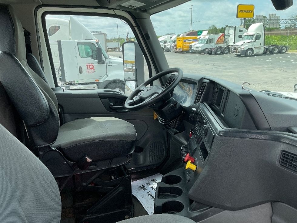 Day Cab Tractor-Heavy Duty Tractors-International-2019-LT625-Milwaukee-WI-373,332\n\t\tmiles-$ 26,250 - Image 13