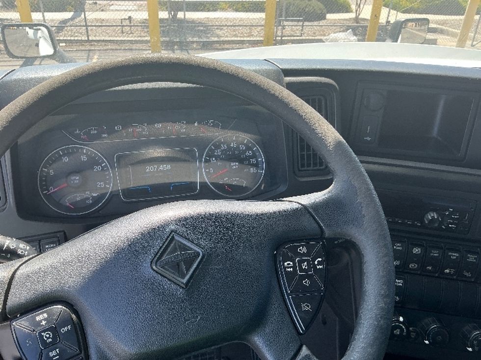 Day Cab Tractor-Heavy Duty Tractors-International-2019-LT625-Mira Loma-CA-207,820\n\t\tmiles-$ 27,750 - Image 11