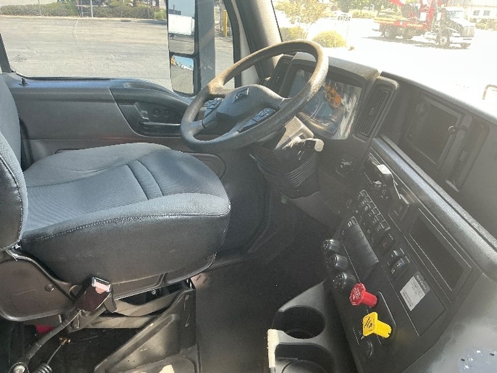 Day Cab Tractor-Heavy Duty Tractors-International-2019-LT625-Mira Loma-CA-207,820\n\t\tmiles-$ 27,750 - Image 14