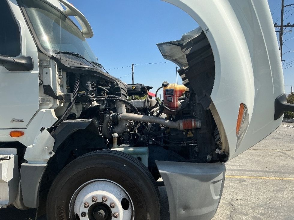 Day Cab Tractor-Heavy Duty Tractors-International-2019-LT625-Mira Loma-CA-207,820\n\t\tmiles-$ 27,750 - Image 15