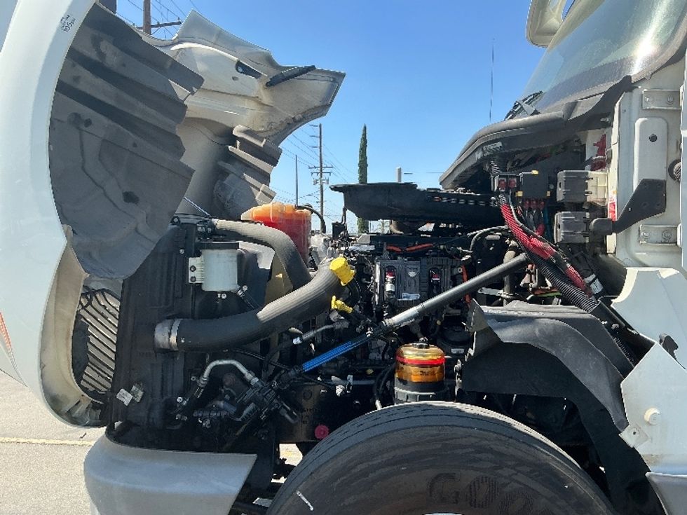 Day Cab Tractor-Heavy Duty Tractors-International-2019-LT625-Mira Loma-CA-207,820\n\t\tmiles-$ 27,750 - Image 16
