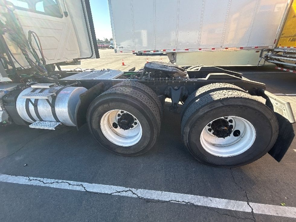 Day Cab Tractor-Heavy Duty Tractors-International-2019-LT625-Mira Loma-CA-214,508\n\t\tmiles-$ 28,500 - Image 17