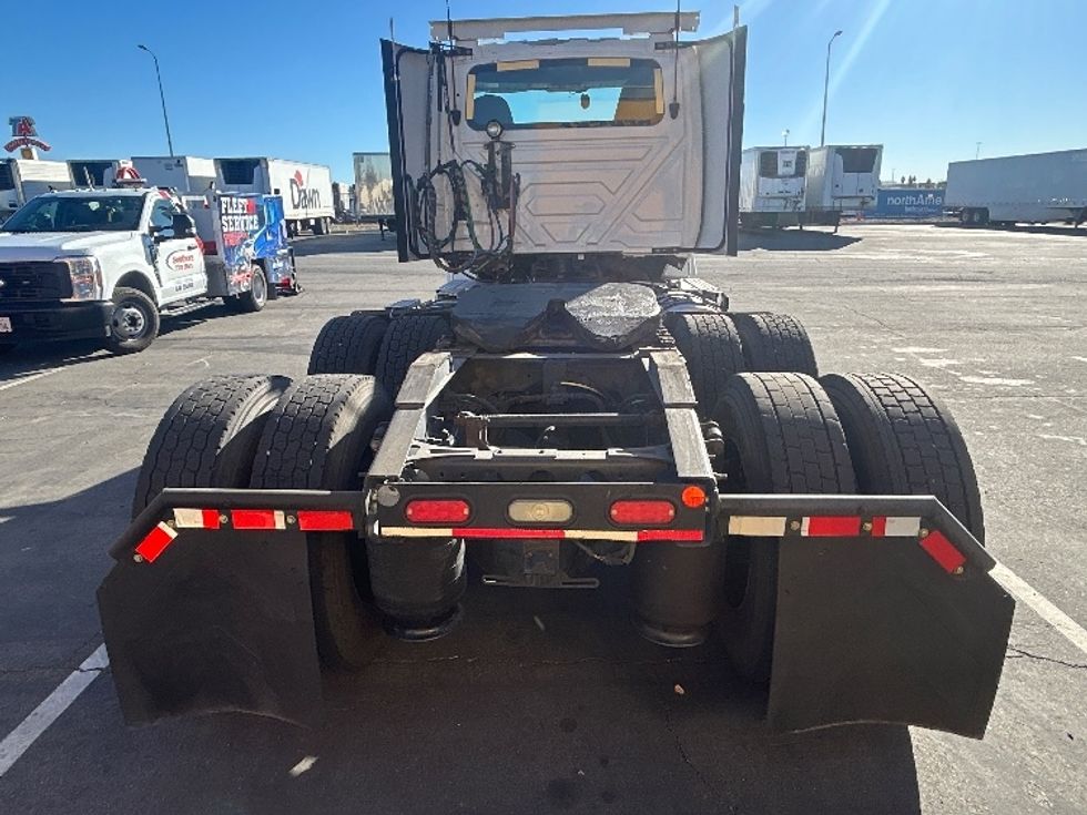 Day Cab Tractor-Heavy Duty Tractors-International-2019-LT625-Mira Loma-CA-214,508\n\t\tmiles-$ 28,500 - Image 6