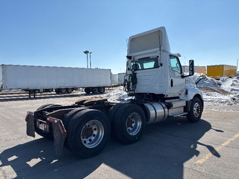 Day Cab Tractor-Heavy Duty Tractors-International-2019-LT625-Mississauga-ON-1,416,890\n\t\tkm-$ 21,000 - Image 7