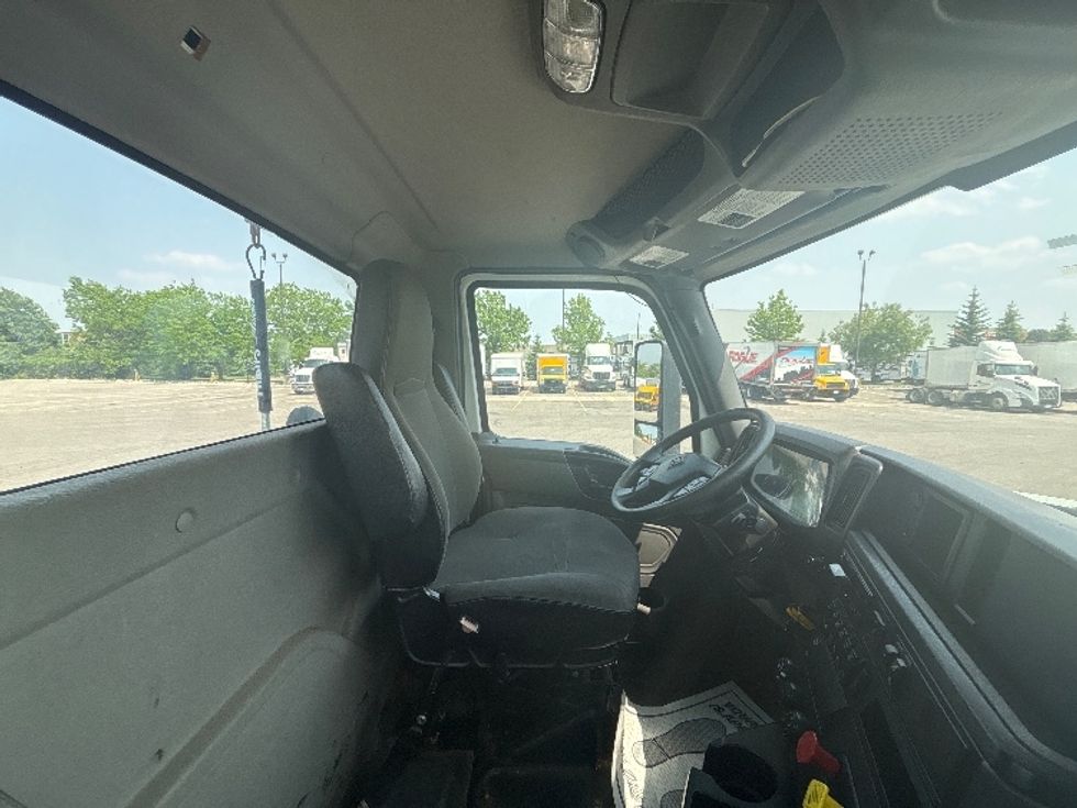 Day Cab Tractor-Heavy Duty Tractors-International-2019-LT625-Mississauga-ON-289,229\n\t\tkm-$ 37,750 - Image 14