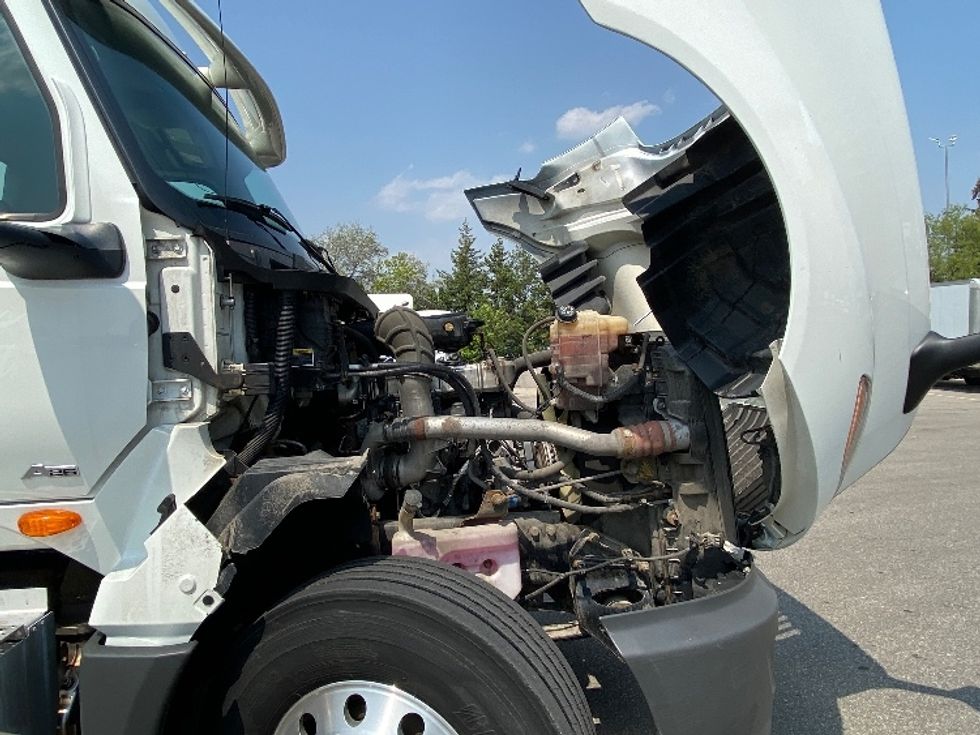 Day Cab Tractor-Heavy Duty Tractors-International-2019-LT625-Mississauga-ON-323,946\n\t\tkm-$ 32,500 - Image 15