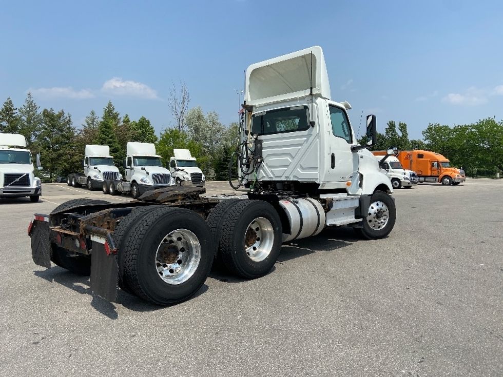 Day Cab Tractor-Heavy Duty Tractors-International-2019-LT625-Mississauga-ON-323,946\n\t\tkm-$ 32,500 - Image 7