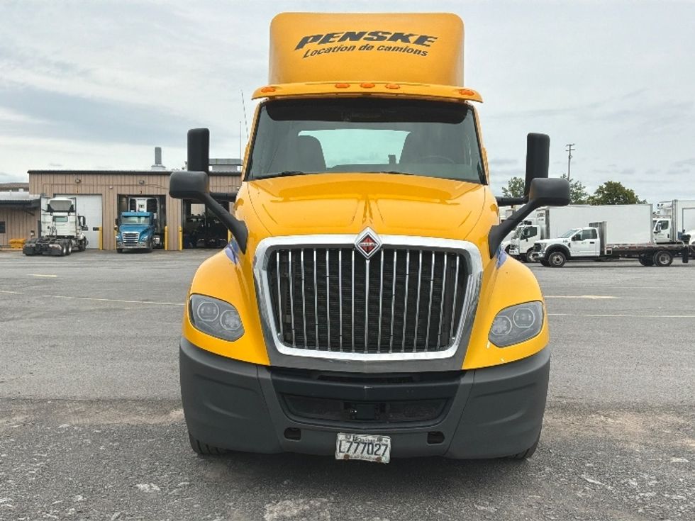 Day Cab Tractor-Heavy Duty Tractors-International-2019-LT625-Mississauga-ON-485,720\n\t\tkm-$ 28,500 - Image 2