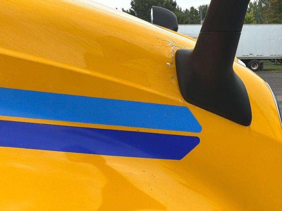 Day Cab Tractor-Heavy Duty Tractors-International-2019-LT625-Mississauga-ON-485,720\n\t\tkm-$ 28,500 - Image 22