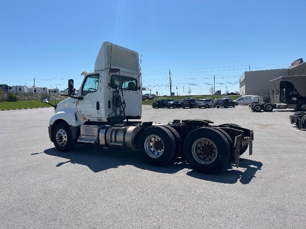 Day Cab Tractor-Heavy Duty Tractors-International-2019-LT625-Mississauga-ON-605,189\n\t\tkm-$ 32,750 - Image 5