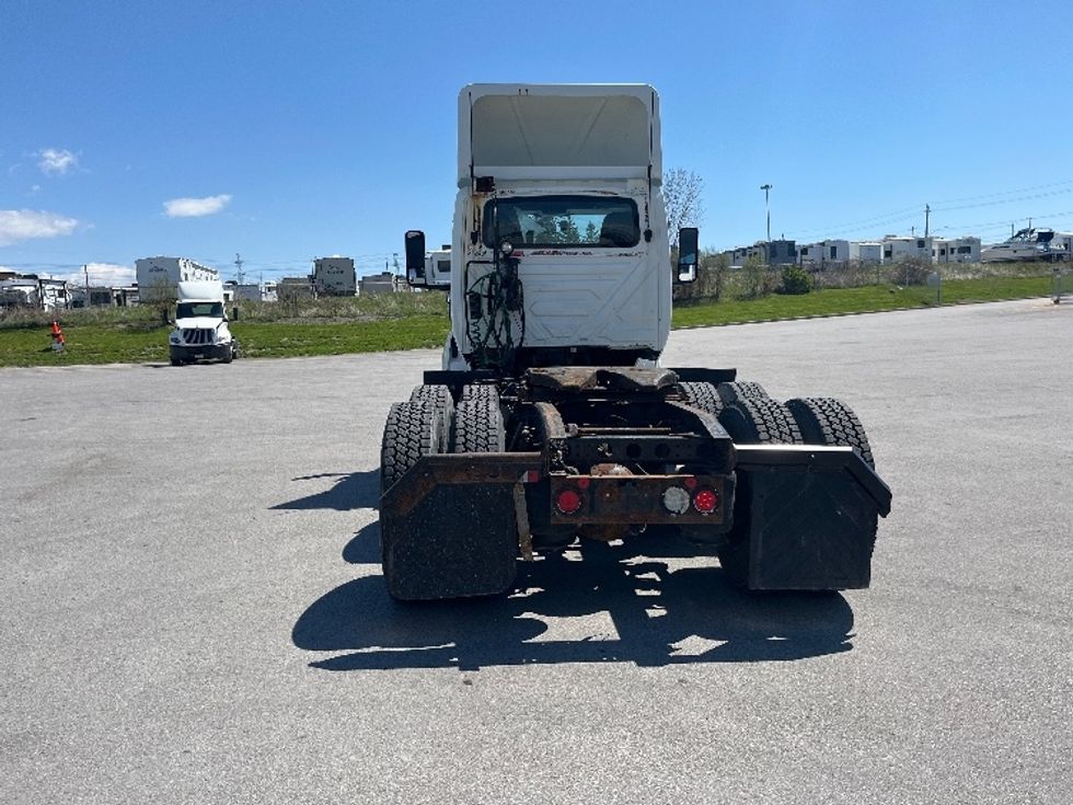 Day Cab Tractor-Heavy Duty Tractors-International-2019-LT625-Mississauga-ON-605,189\n\t\tkm-$ 32,750 - Image 6