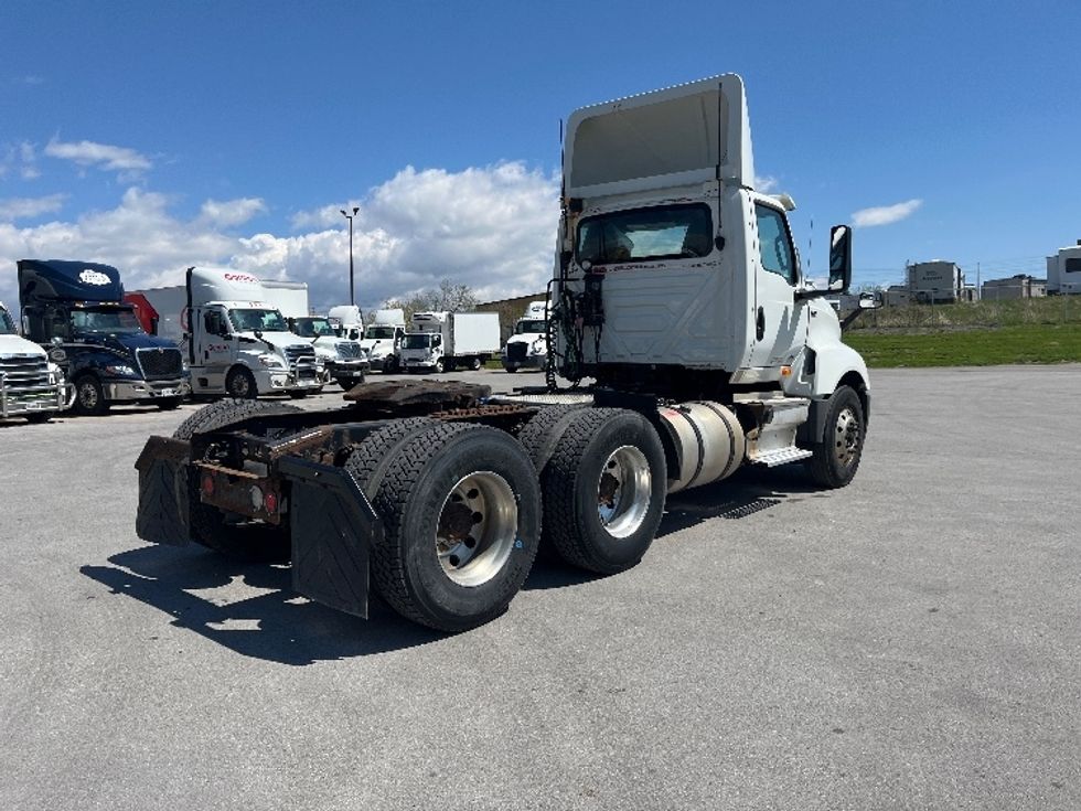 Day Cab Tractor-Heavy Duty Tractors-International-2019-LT625-Mississauga-ON-605,189\n\t\tkm-$ 32,750 - Image 7