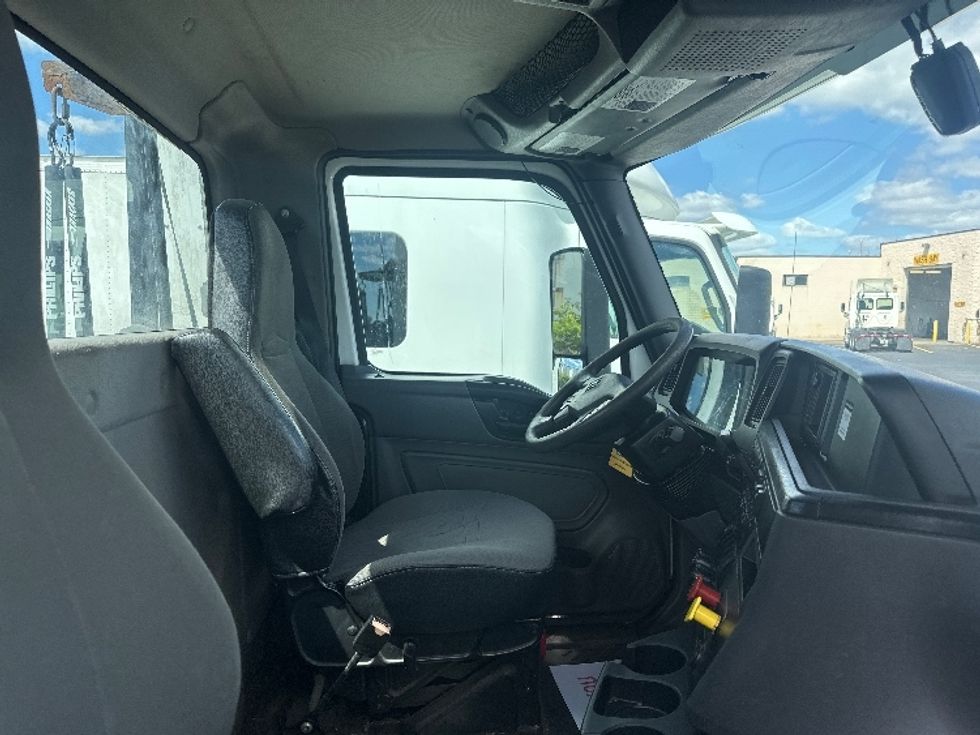 Day Cab Tractor-Heavy Duty Tractors-International-2019-LT625-Mississauga-ON-641,835\n\t\tkm-$ 31,750 - Image 14