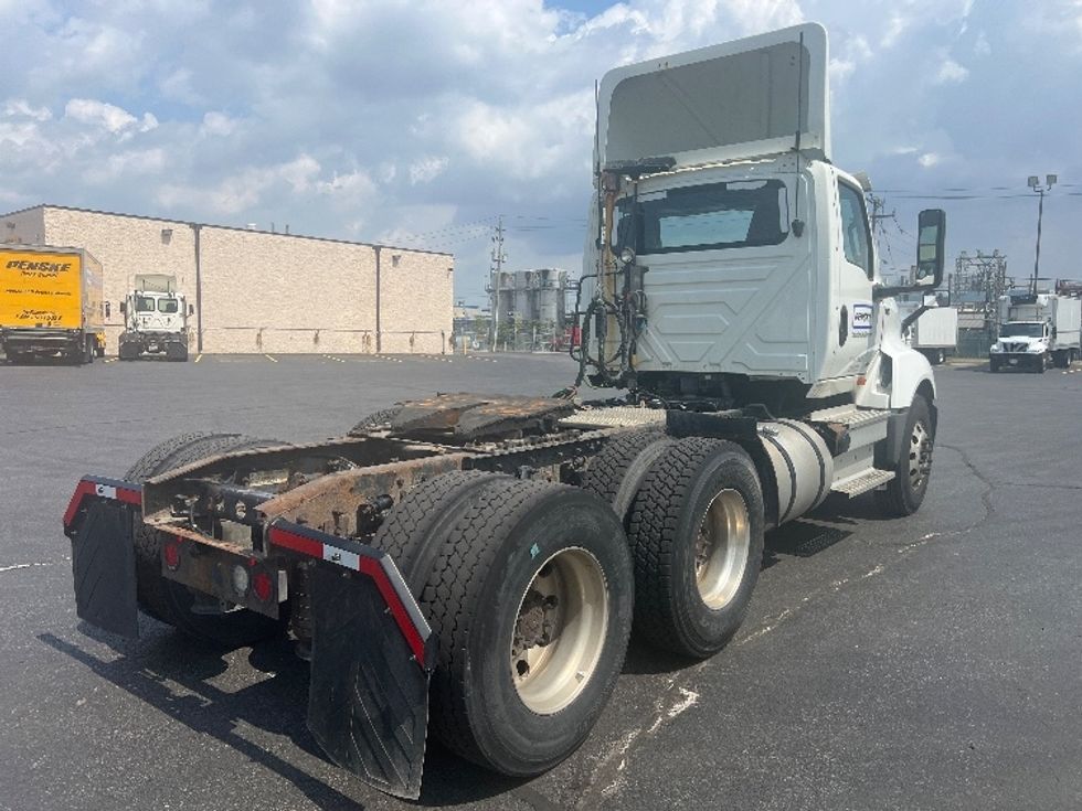 Day Cab Tractor-Heavy Duty Tractors-International-2019-LT625-Mississauga-ON-641,835\n\t\tkm-$ 31,750 - Image 7