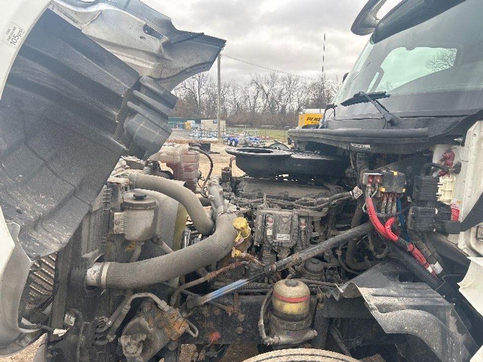 Day Cab Tractor-Heavy Duty Tractors-International-2019-LT625-Moberly-MO-173,781\n\t\tmiles-$ 27,250 - Image 16